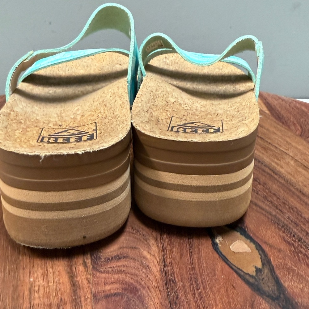 Reef Women's Turquoise Leaf Cork Slide Sandals - Picture 5 of 13